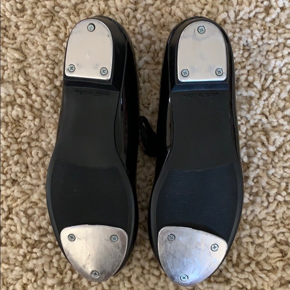 Girls tap shoes - Picture 2 of 4